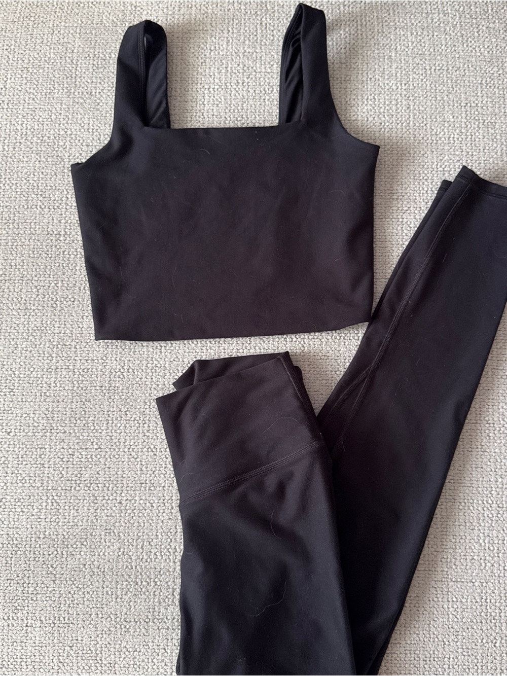 YPB by Abercrombie SculptLux Leggings & Crop Tank Set